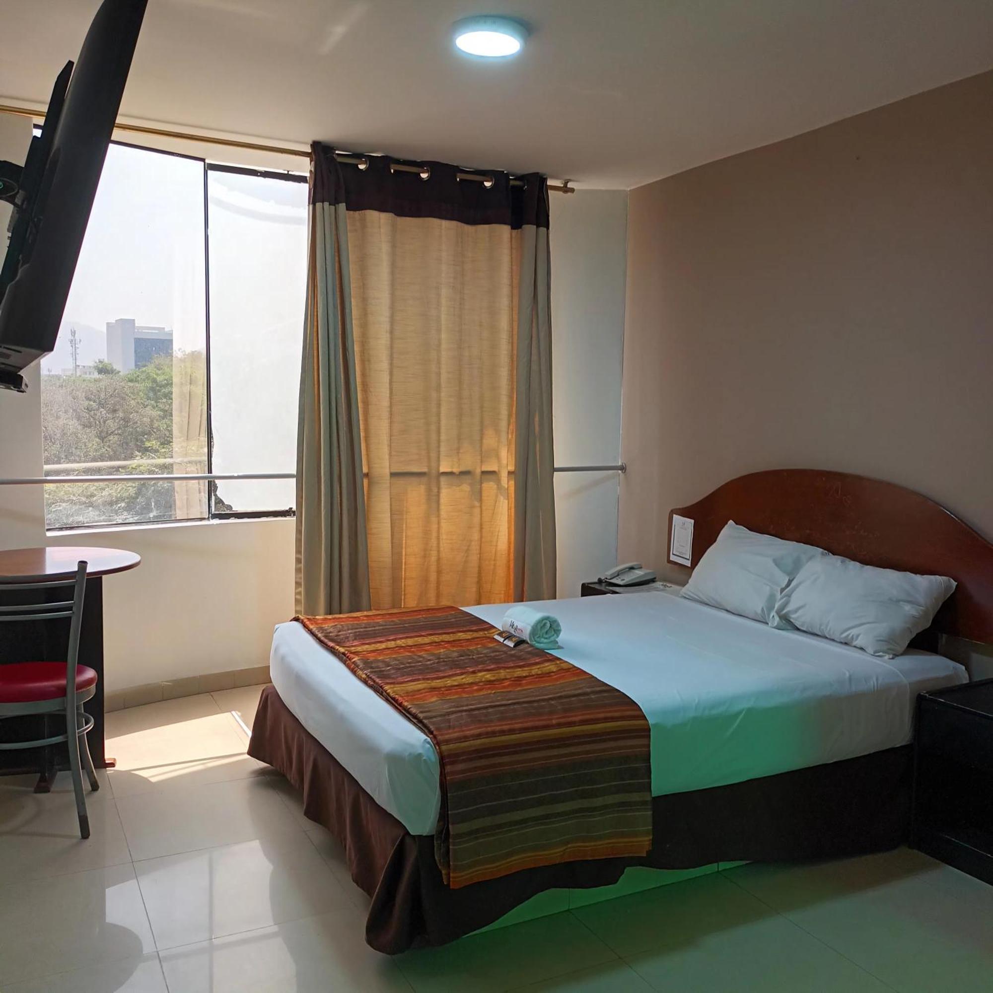 Hostal Jazmines Lima Luaran gambar