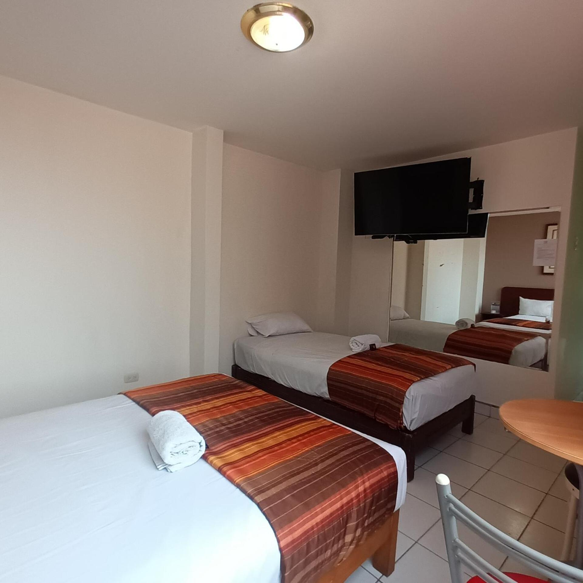 Hostal Jazmines Lima Luaran gambar